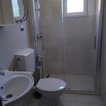 Apartmani Blazevic Omiš Esterno foto
