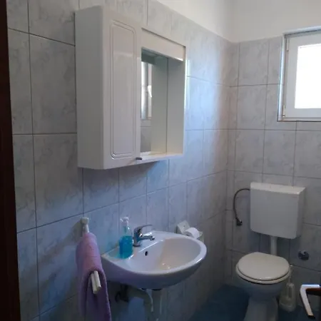 Apartmani Blazevic Omiš Esterno foto