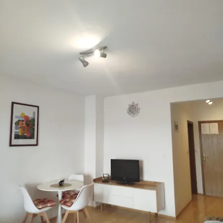 Apartmani Blazevic Omiš Esterno foto