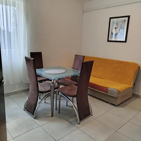 Apartmani Blazevic Omiš Esterno foto