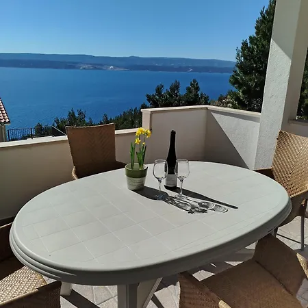 Apartmani Blazevic Omiš Esterno foto