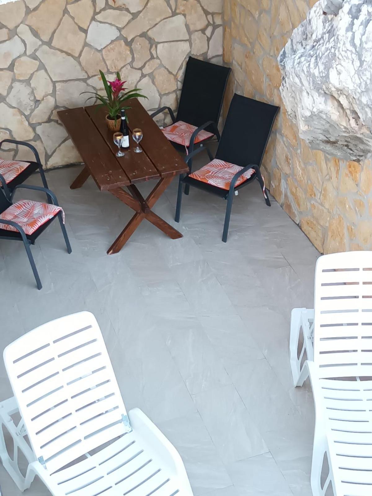 Blazevic Apartment Omiš