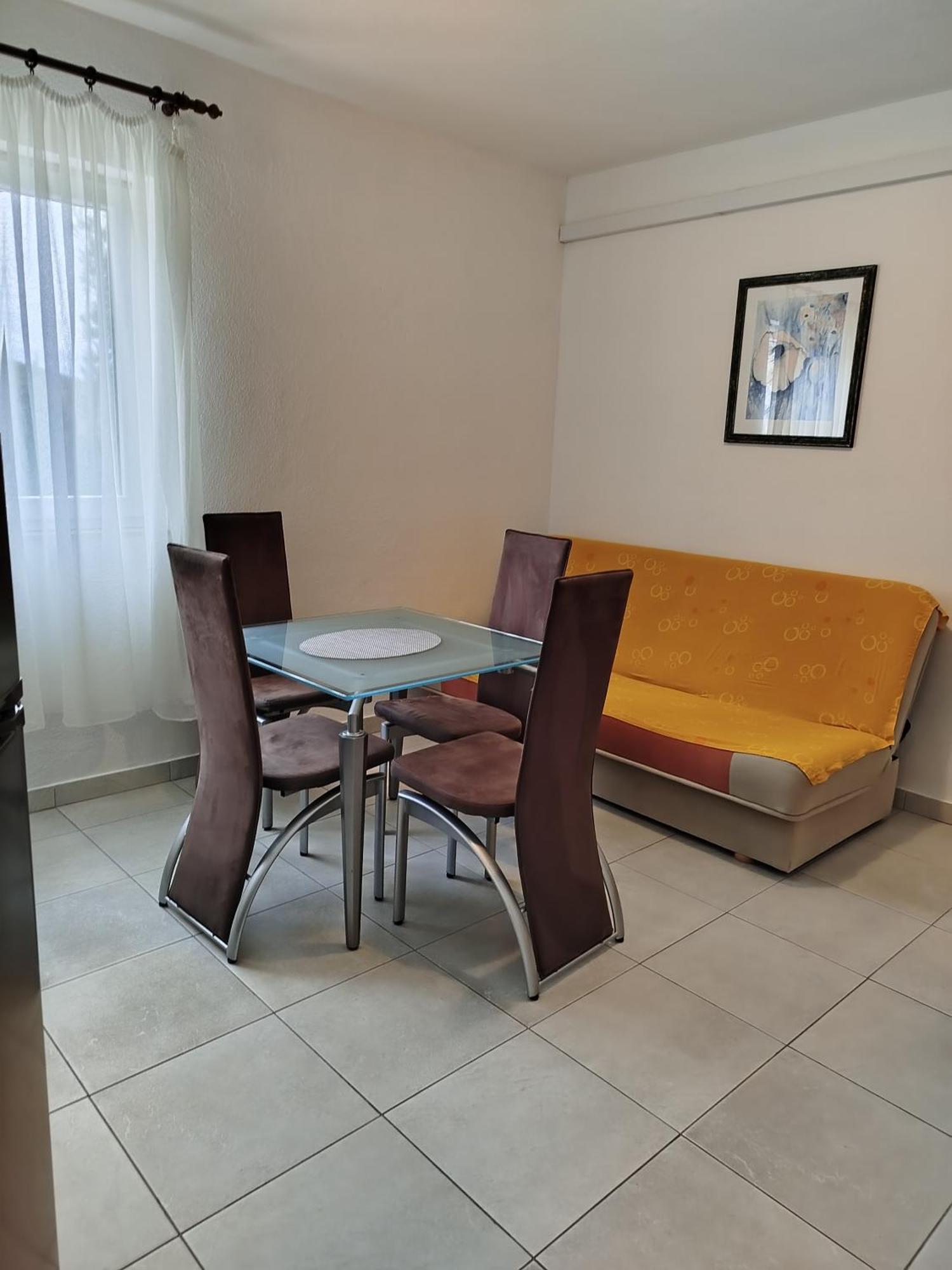 Apartment Blazevic *